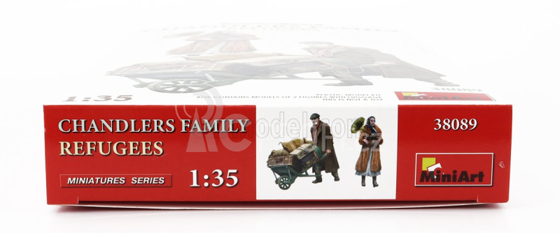 Miniart Figures Chandlers Family Refugees 1:35 /