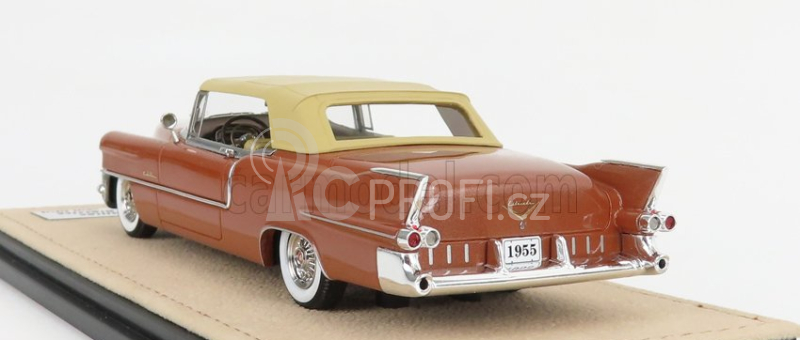 Stamp-models Cadillac Eldorado Biarritz 1955 Closed Top 1:43 Copper Met