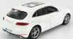 Bburago Plus Porsche Macan 1:24 bílá metalíza