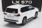 Lcd-model Lexus Lx570 2022 1:18 Bílá