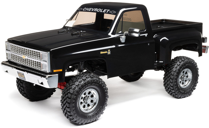 Axial SCX10 III Base Camp 1:10 4WD Chevy K10 1982 RTR černý