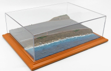 Atlantic Vetrina display box Diorama Base Strada Litorale - Sea Side Base - Lungh.lenght Cm 42.5 X Largh.width Cm 31.3 X Alt.height Cm 12.5 (altezza Interna Cm 9.7) 1:18 Plastový Displej