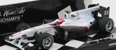 Minichamps Sauber F1 C29 N 23 - 40th Anniversary Sauber 1:43, bílá