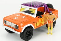 Jada Ford usa Bronco With Macho Man Randy Savage Figure 1973 1:24 Orange