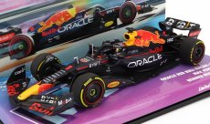 Minichamps Red bull F1 Rb18 Team Oracle Red Bull Racing N 1 1:43