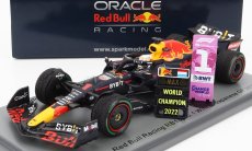 Spark-model Red bull F1  Rb18 Team Oracle Red Bull Racing N 1 Winner Japan Gp With Pit Board World Champion 2022 Max Verstappen 1:43 Matná Modrá Žlutá Červená