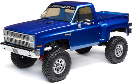 RC auto Axial SCX10 III Base Camp 1:10 4WD Chevy K10 1982 RTR, modrá