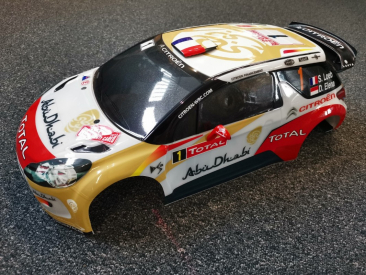 Čirá karoserie Citroën DS3 WRC Total Abu Dhabi 1:10 (vč. odtisků a příslušenství)