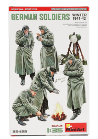 Miniart Figures German Soldiers Military Winter 1941 1:35 /