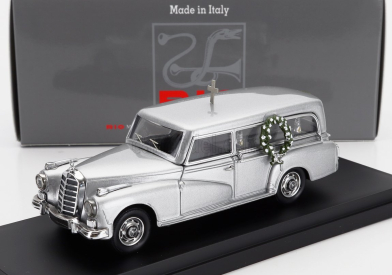 Rio-models Mercedes benz 300d Hearse - Carro Funebre - Funeral Car 1960 1:43 Silver