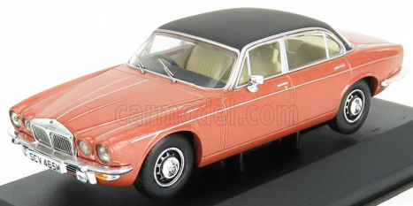 Vanguards Daimler Double Six Mkii 1975 1:43 Coral Black