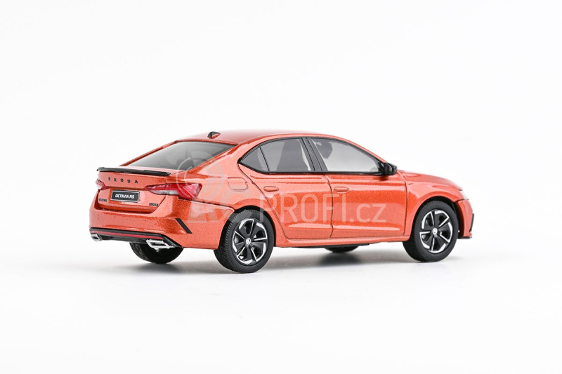 Abrex Škoda Octavia IV RS (2020) 1:43 - Oranžová Tangerine Metalíza