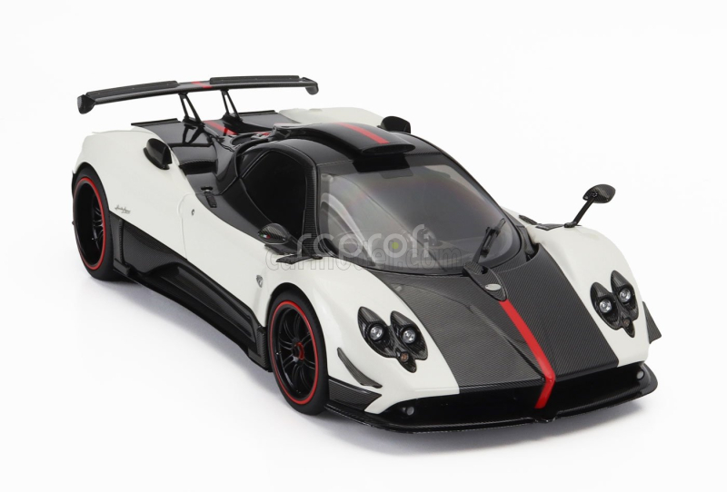 Almost-real Pagani Zonda 5 Cinque Coupe Rhd 2009 1:18 Benny White