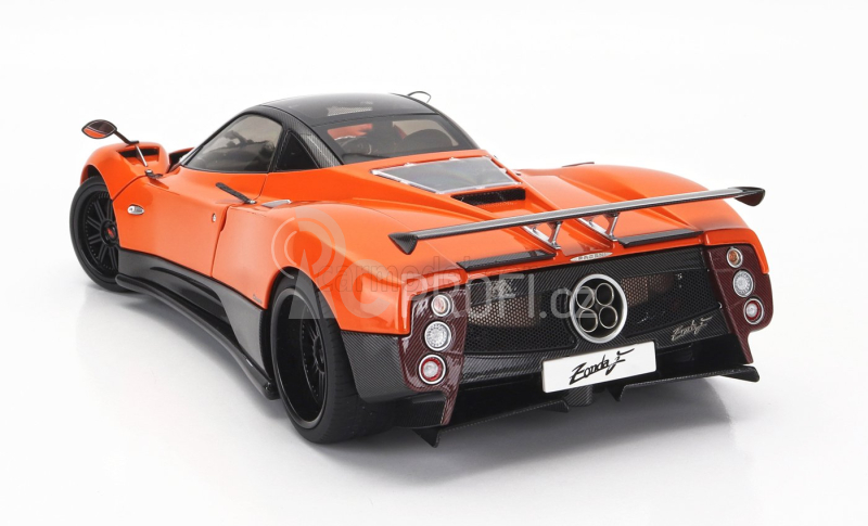 Almost-real Pagani Zonda F 2005 1:18 Orange