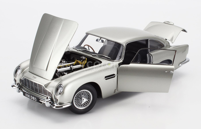 Autoart Aston martin Db5 1964 1:18 Birch Silver