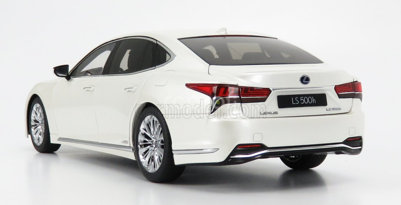 Autoart Lexus Ls500h 2018 1:18 Bílá Perla