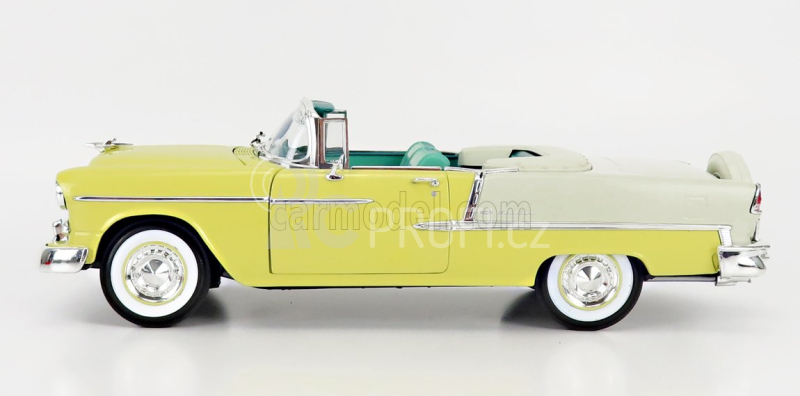 Autoworld Chevrolet Bel Air Cabriolet Open 1955 1:18 Žluté Stříbro