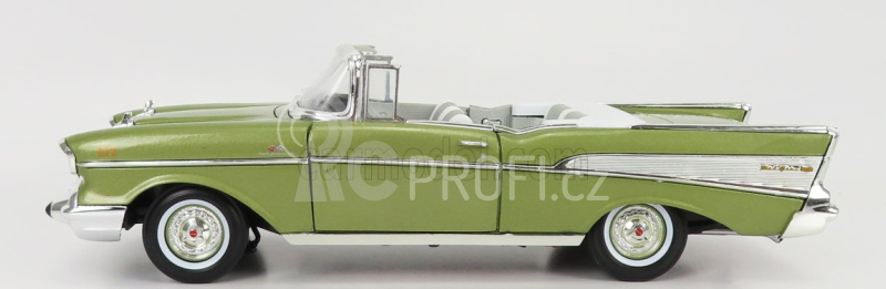 Autoworld Chevrolet Bel Air Cabriolet Open 1957 1:18 Green Met