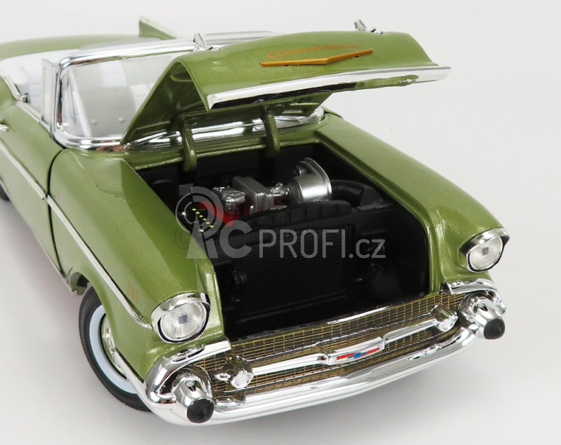 Autoworld Chevrolet Bel Air Cabriolet Open 1957 1:18 Green Met