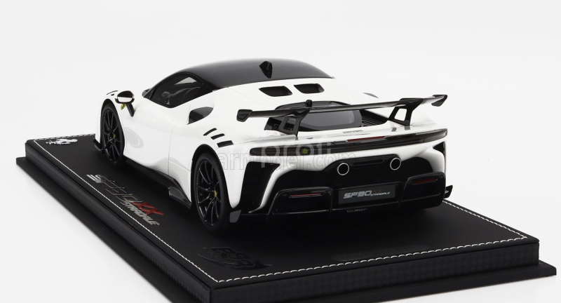 Bbr-models Ferrari Sf90 Xx Stradale 2024 - Con Vetrina - With Showcase 1:18 Bianco Cervino - Bílá Černá