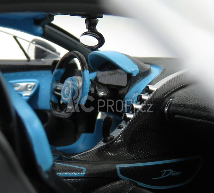 Bburago Bugatti Divo 1:18 stříbrná