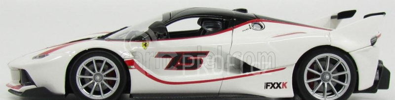 Bburago Ferrari FXX K 1:24 bílá