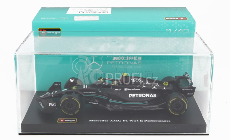 Bburago Mercedes gp F1 W14 Team Mercedes-amg Petronas F1 N 44 1:43, černá