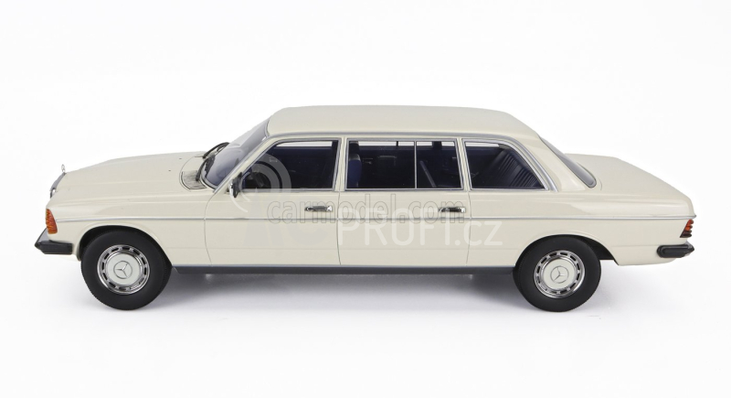 Cult-scale models Mercedes benz E-class E250 (w123) 1978 1:18 Bílá