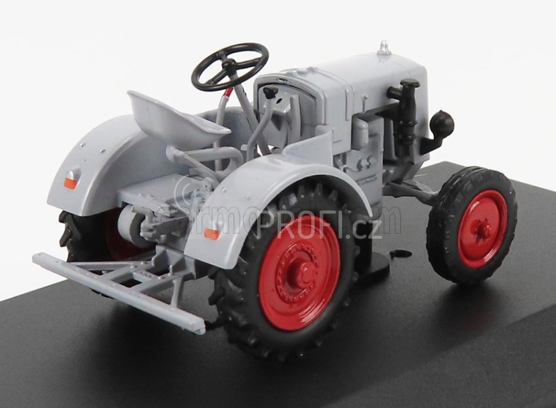 Edicola Fendt F22 Tractor 1939 - Con Vetrina - With Showcase 1:43 Silver