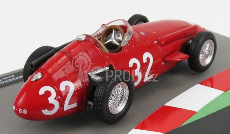 Edicola Maserati F1  250f N 32 World Champion Season 1957 Juan Manuel Fangio 1:43 Red