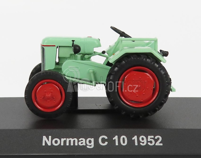 Edicola Normag C10 Tractor 1952 - Con Vetrina - With Showcase 1:43 Velmi Světle Zelená