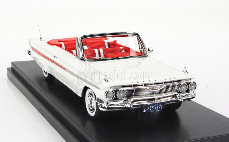 Goldvarg Chevrolet Impala Cabriolet Open 1961 1:43 Bílá