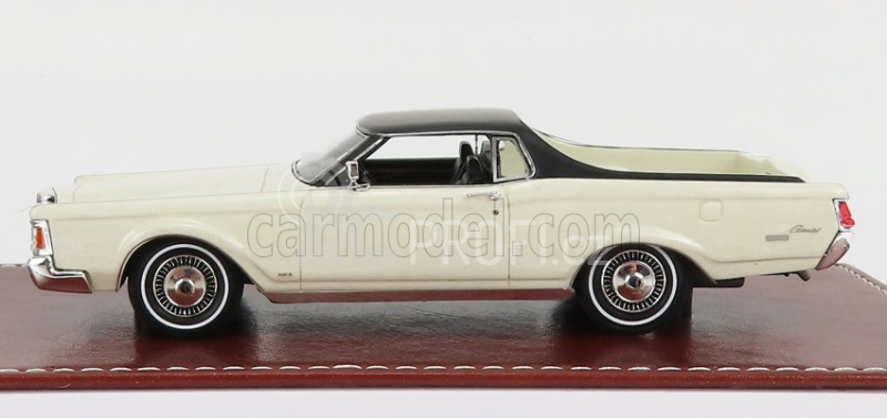 Great-iconic-models Lincoln Continental Mark Iii Farm And Ranch 1971 1:43 Bílá