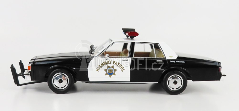 Greenlight Chevrolet Caprice Police California Highway Patrol 1989 1:18 Černá Bílá