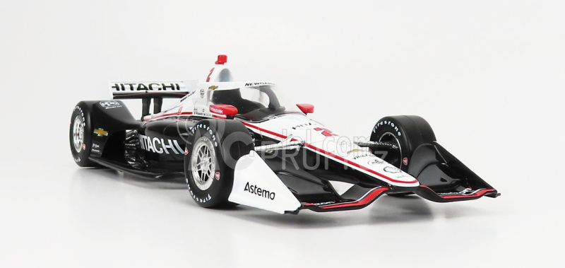 Greenlight Chevrolet Team Penske Hitachi N 2 1:18, černobílá