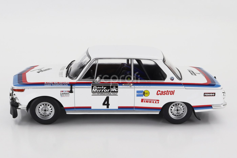 Ixo-models BMW 2002 Team Bmw Motorsport (night Version) N 4 Rally Rac 1973 Bjorn Waldegaard - Hans Thorszelius 1:18 Bílá