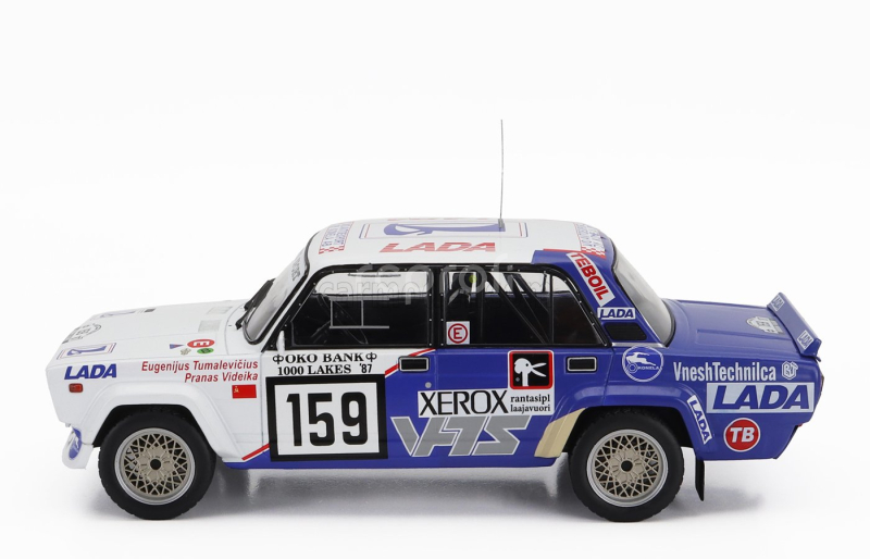 Ixo-models Lada fiat 2105 Vfts N 159 Rally 1000 Lakes 1987 Eugenijus Tumalevicious - Pranas Videika 1:18 Bílá Modrá