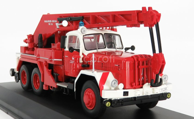 Ixo-models Magirus Uranus Kw16 Truck 3-assi Feuerwehr Frankfurt Gru Crane 1959 1:43 Červená Bílá