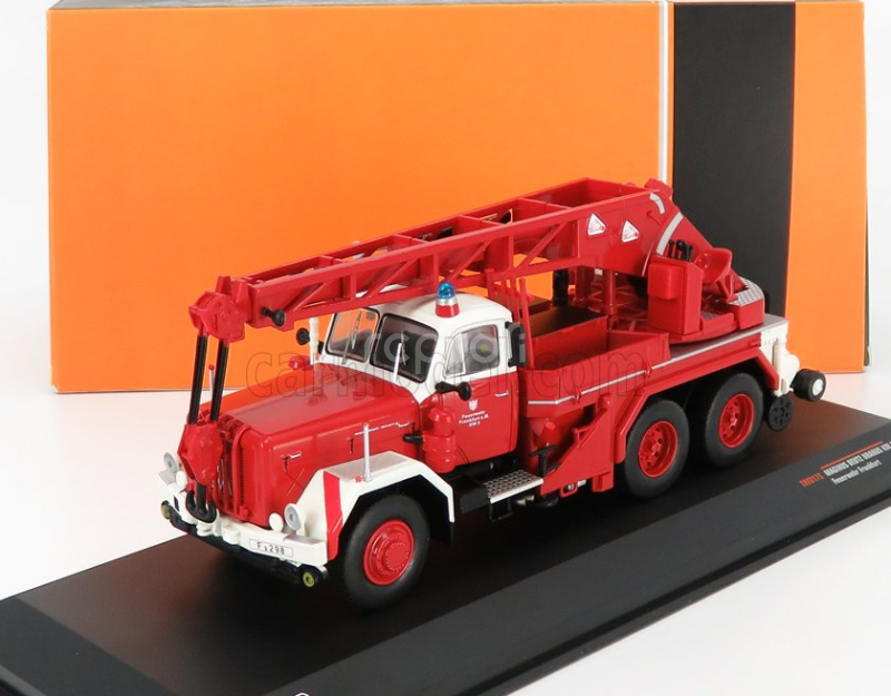 Ixo-models Magirus Uranus Kw16 Truck 3-assi Feuerwehr Frankfurt Gru Crane 1959 1:43 Červená Bílá