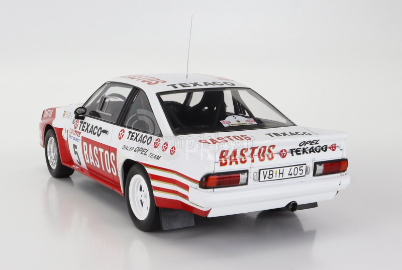 Ixo-models Opel Manta 400 Bastos N 5 Rally Ypres 1985 G.colsoul - A.lopes 1:18 Bílá Červená