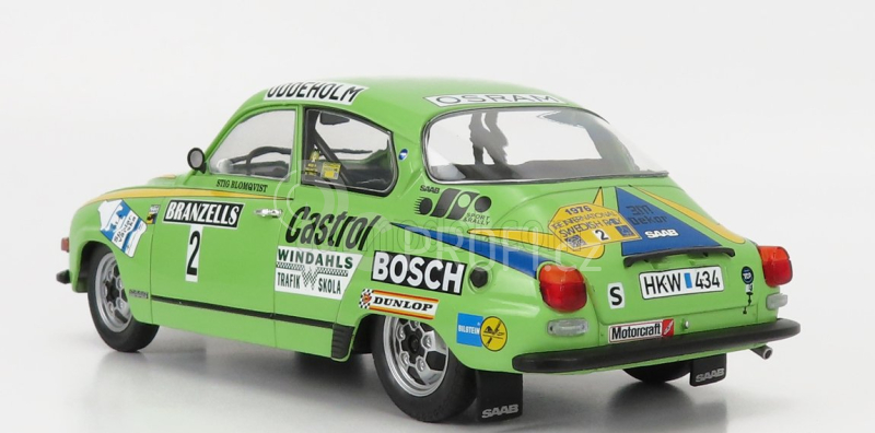 Ixo-models Saab 96 V4 N 2 Rally Sweden 1976 S.blomquist - H.sylvan 1:18 Zelená