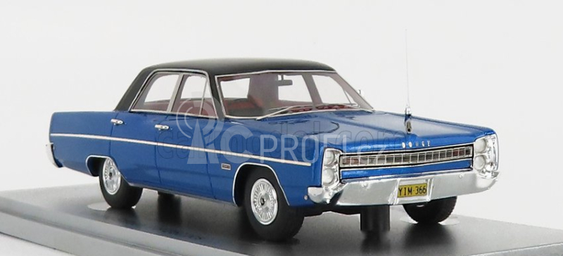 Kess-model Dodge Phoenix 4-door Sedan 1968 1:43 Světle Modrá S Černou