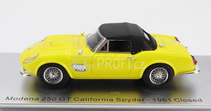 Kess-model Modena 250gt California Spider Closed 1961 1:43 Žlutá Černá