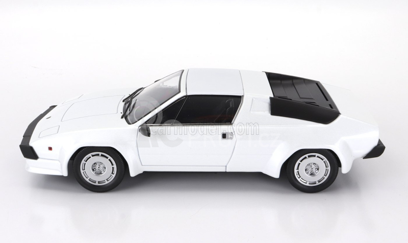 Kk-scale Lamborghini Jalpa 3500 1982 1:18 Bílá