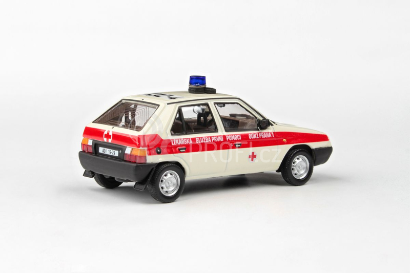 Abrex Škoda Favorit 136L (1988) 1:43 - OÚNZ Praha 1