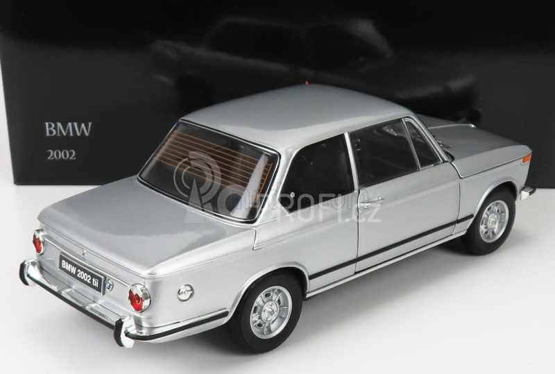 Kyosho BMW 2002tii 1972 1:18 Silver