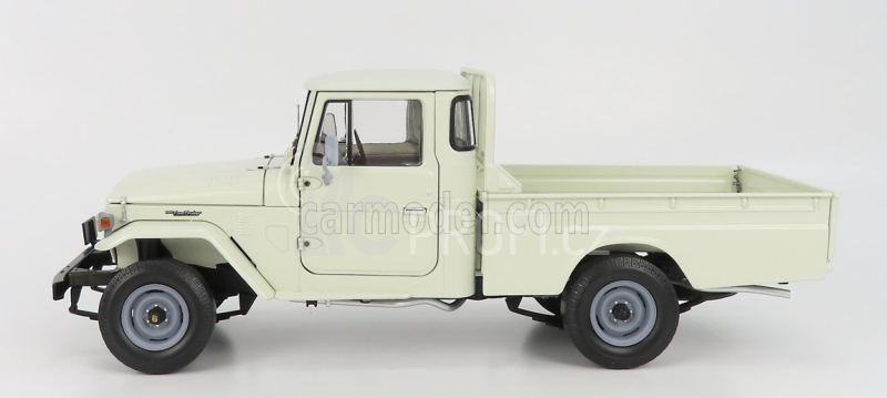 Kyosho Toyota Land Cruiser 40 4x4 Pick-up 1980 1:18 Bílá