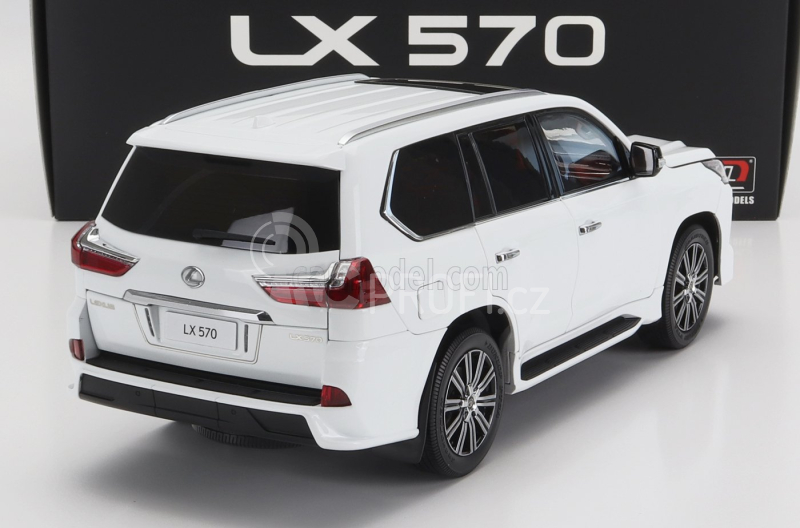 Lcd-model Lexus Lx570 2022 1:18 Bílá