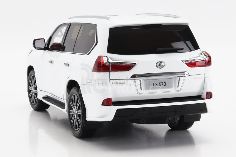 Lcd-model Lexus Lx570 2022 1:18 Bílá