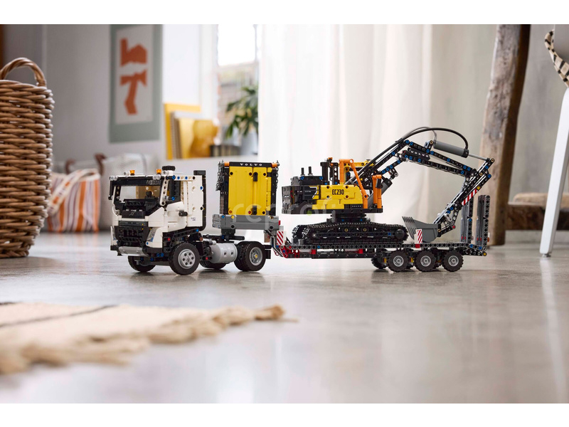 LEGO Technic - Nákladní auto Volvo FMX a elektrický bagr Volvo EC230